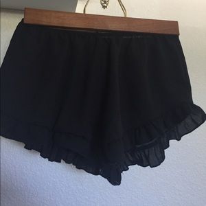 Brandy Melville Vodi Shorts